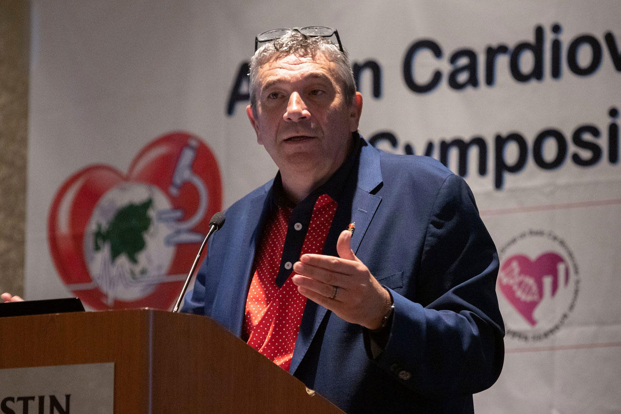 Wally Koch, PhD, speaks to attendees at the first Asian Cardiovascular Summit at BCVS 2019.