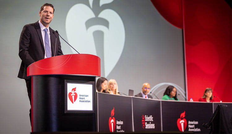 A speaker discusses his Late Breaking Science presentation during #AHA22. 