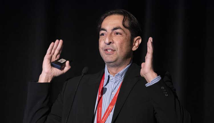 Hooman Allayee speaks during Plenary Session 1 - Gene-Environment Interactions in Cardiovascular Disease