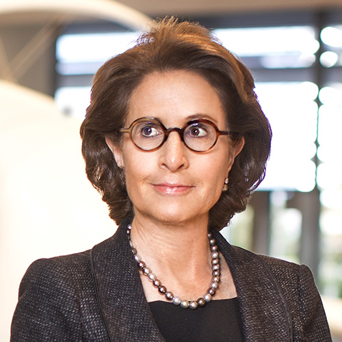 Judith Hochman Headshot