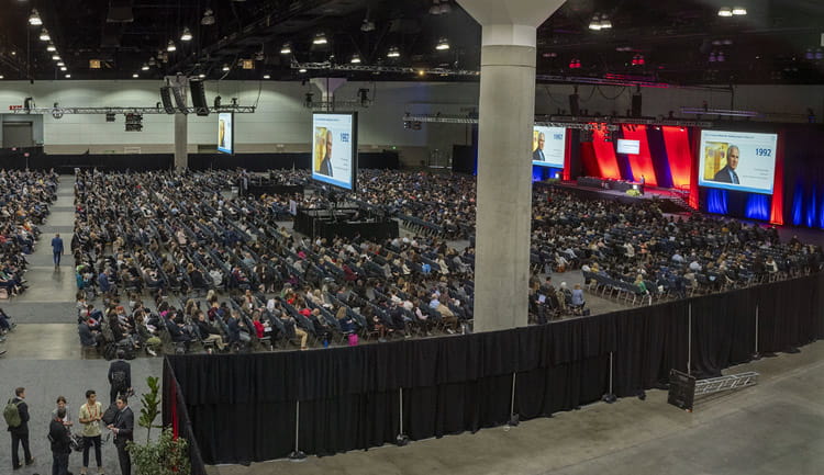 A wide shot of the Main Event programming during ISC25.