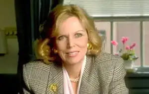 Horizontal head shot of Bernadette Healy in a suit